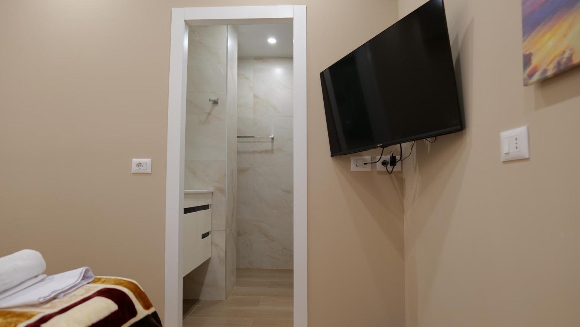 Kristi Apartments 03 Tiran Dış mekan fotoğraf